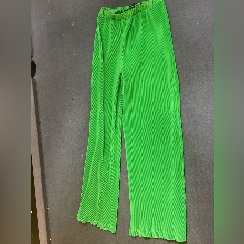 PrettyLittleThing Vibrant Lime Wide Leg Pants